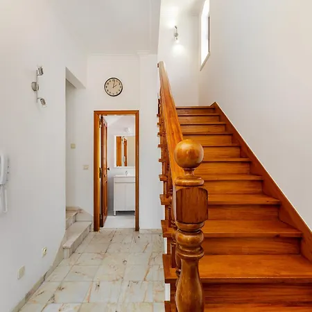 Whome Tranquil Getaway In The Hills Of *