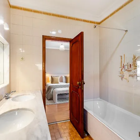 Whome Tranquil Getaway In The Hills Of