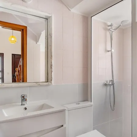 Whome Tranquil Getaway In The Hills Of Сasa de vacaciones *