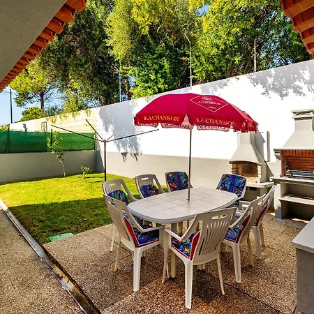 Whome Tranquil Getaway In The Hills Of *